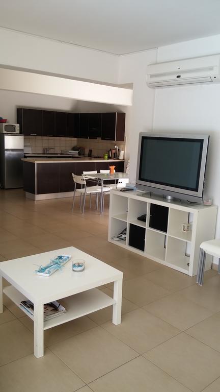 Palms Resort Apartments Alethriko Kamer foto