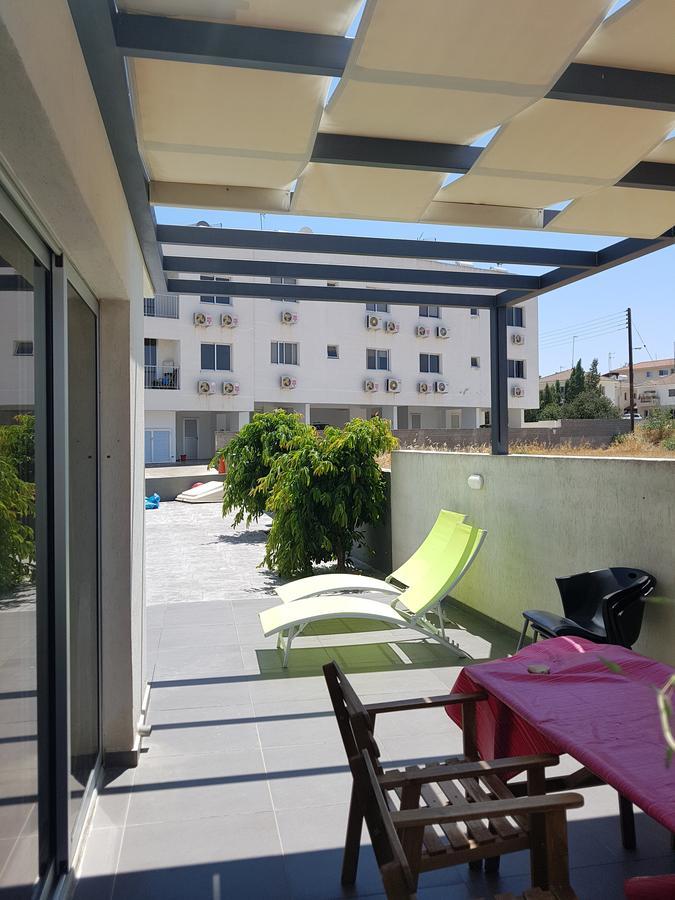Palms Resort Apartments Alethriko Buitenkant foto
